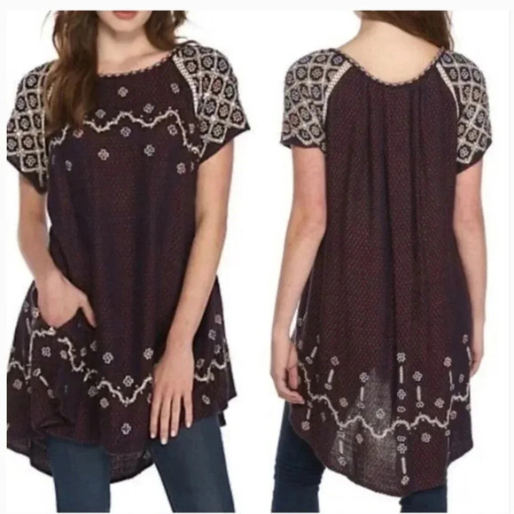 Free People In the Clouds Tunic Knit Embroidered Boho Dress Size Small - Picture 1 of 9